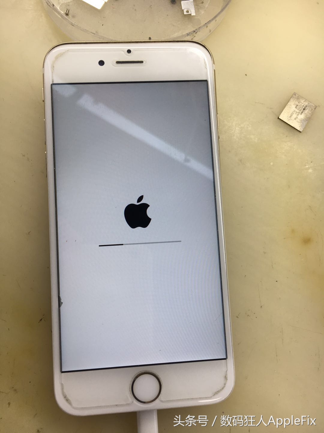 iPhone6S硬盘16G升级64G，原来如此简单，小容量的你还在等什么