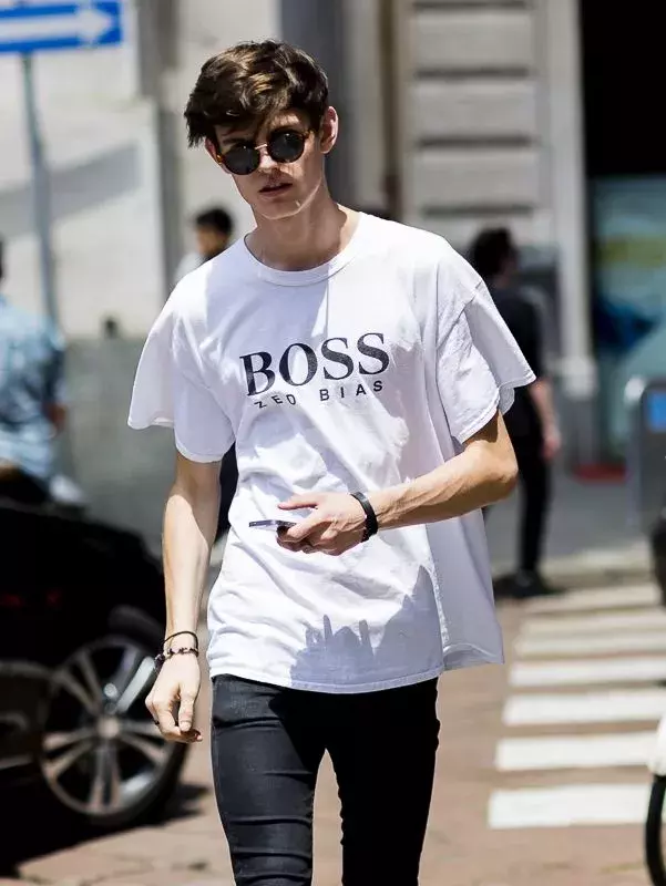 人人都在穿的 Oversize 风格，怎么穿出不一样的高级感来？