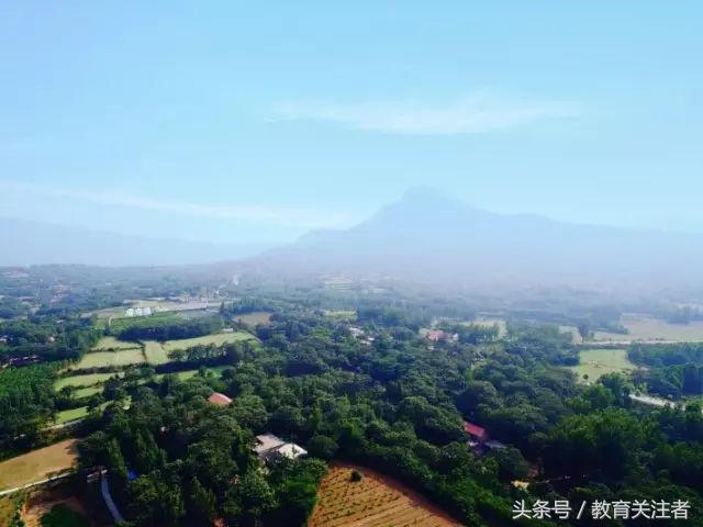 一所鼓舞人心的郑州森林学校，真人打地鼠、山坡滑梯、轮胎攀岩！