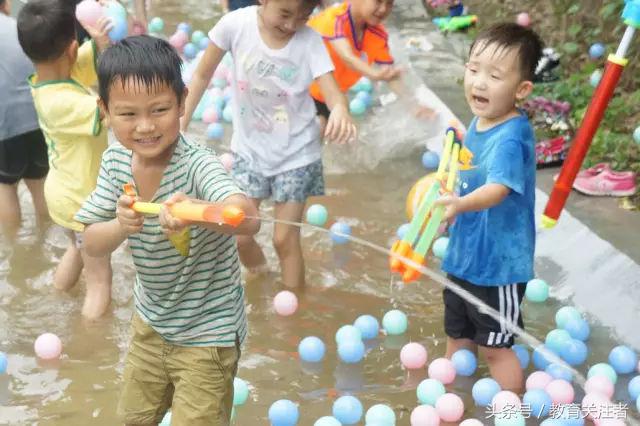 一所鼓舞人心的郑州森林学校，真人打地鼠、山坡滑梯、轮胎攀岩！