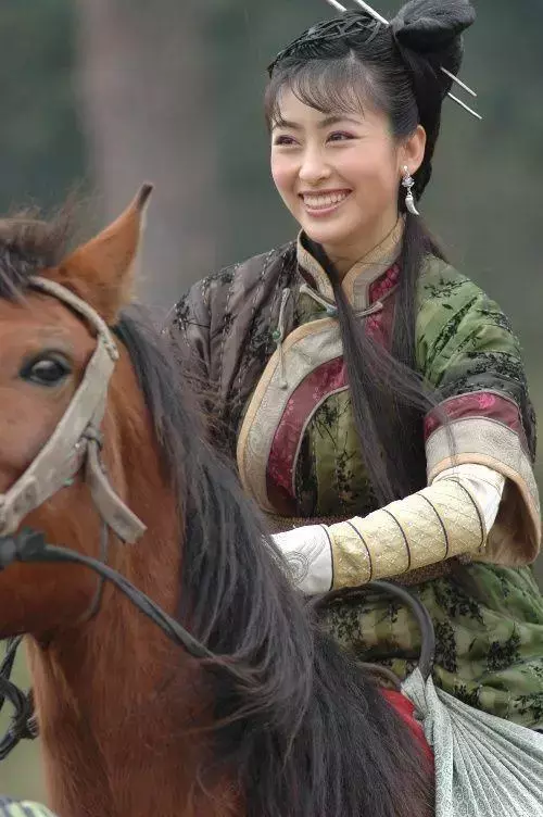 护花奇缘电影剧情「详细介绍」 _晶羽科技