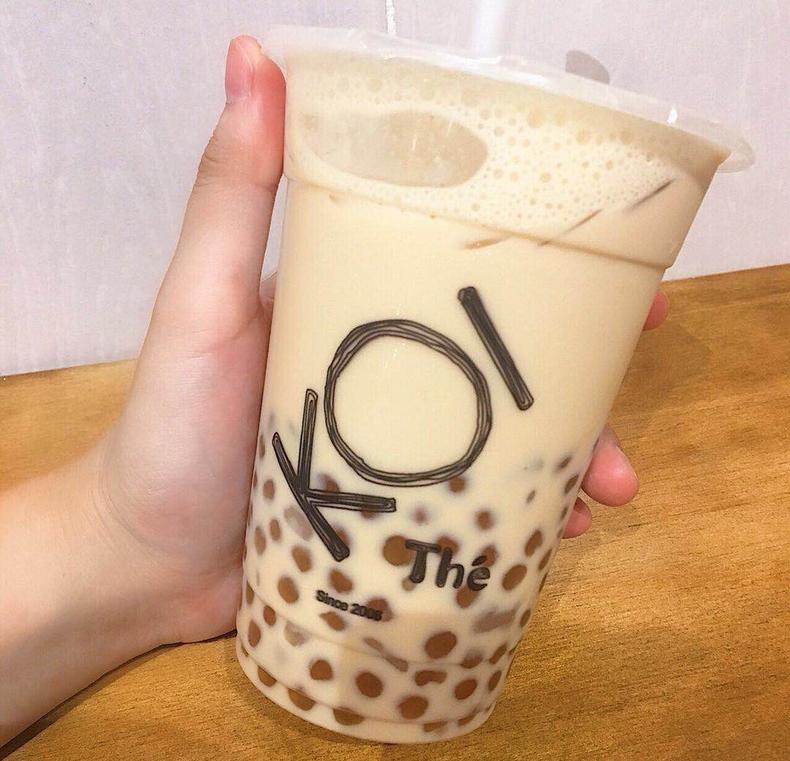 koil奶茶是一家台湾品牌，主打珍珠奶茶和水果茶。现其官网有售，可单点。