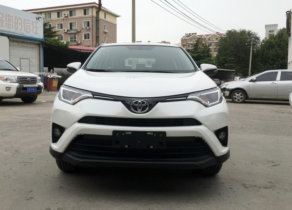 丰田rav4荣放2.0l排量,风尚版版本,全款落地价格多少?