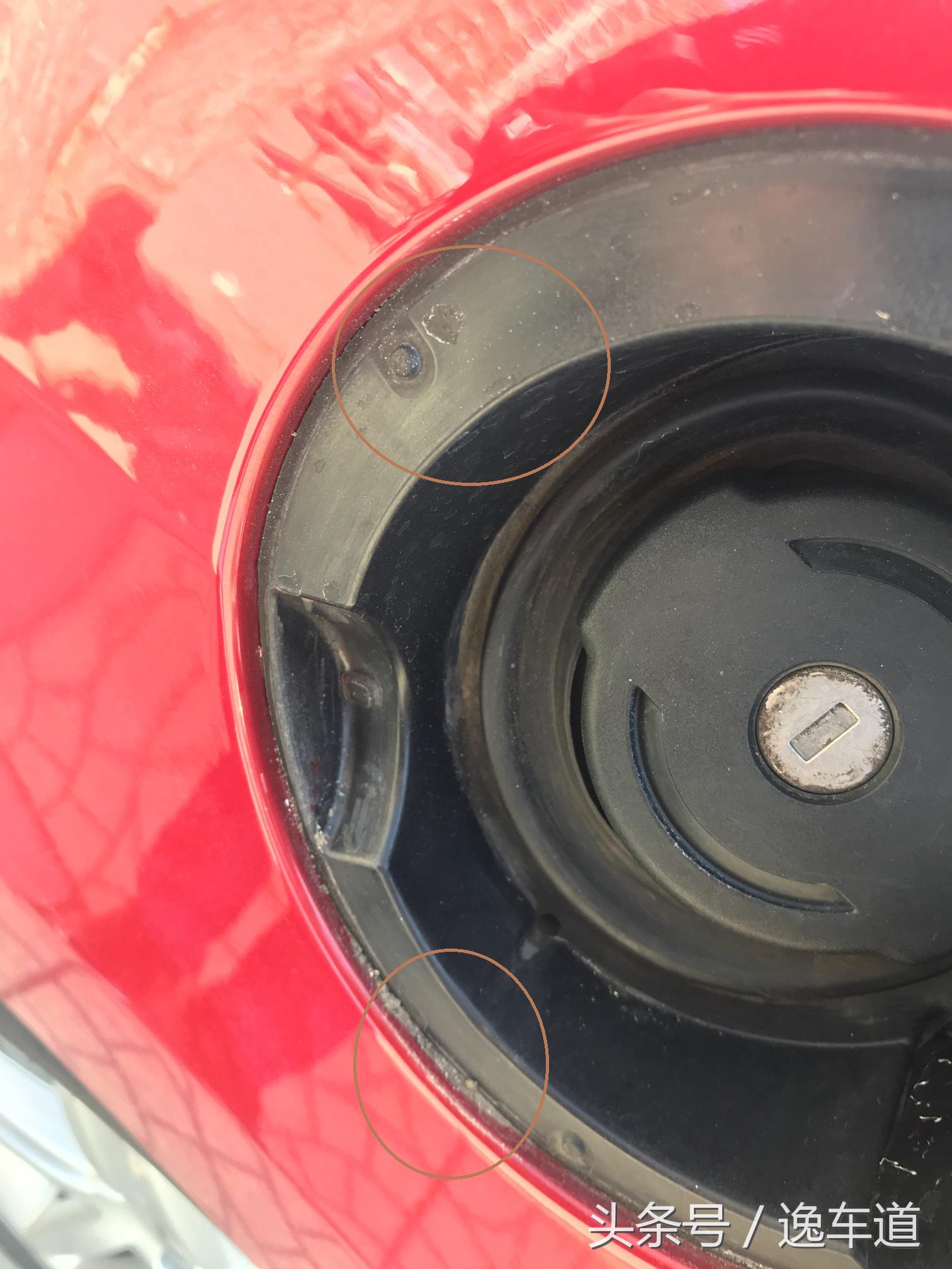 谁说平民没钱就不能买敞篷跑车，他只花了十三万就圆了跑车敞篷梦