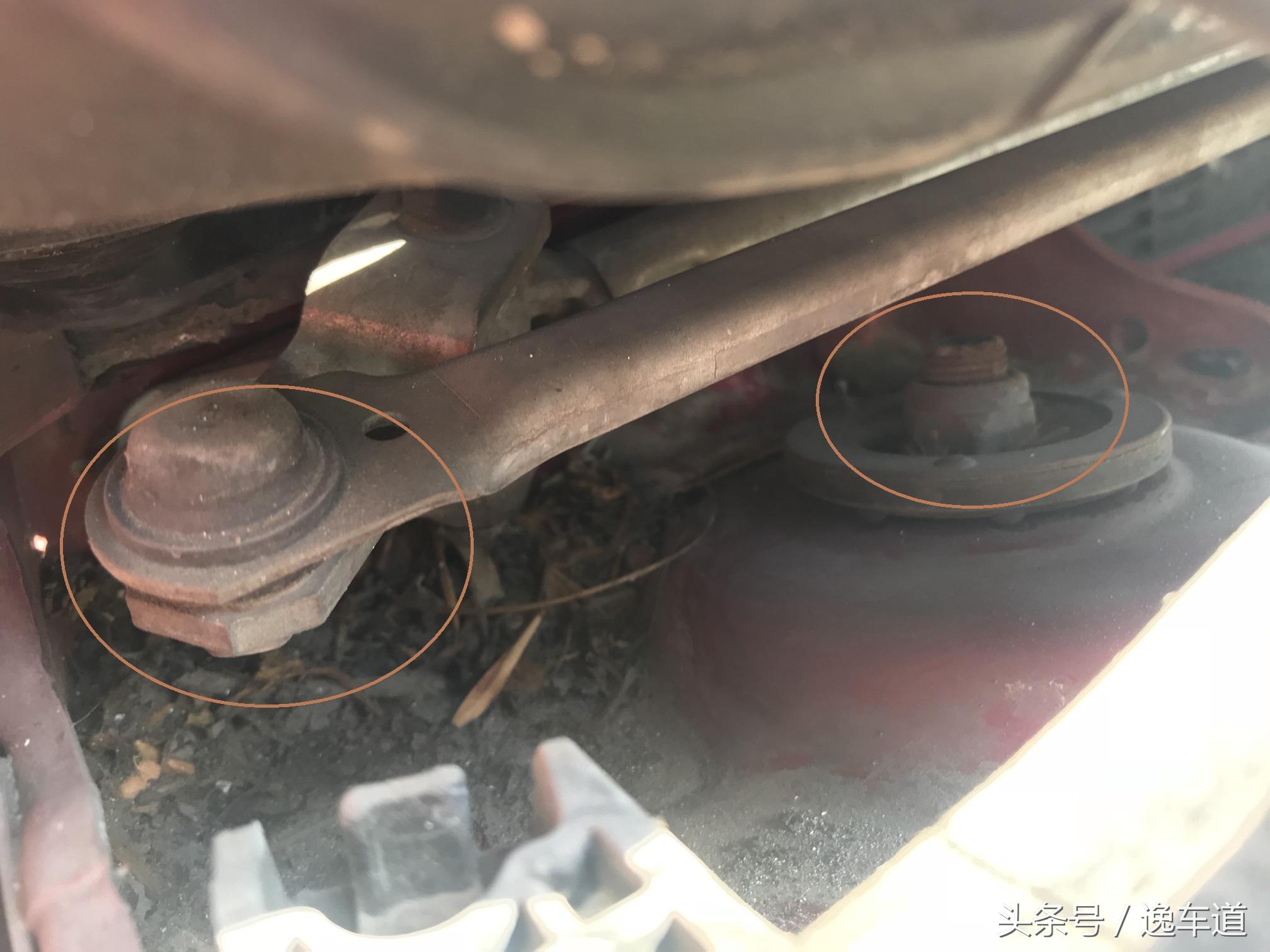 谁说平民没钱就不能买敞篷跑车，他只花了十三万就圆了跑车敞篷梦