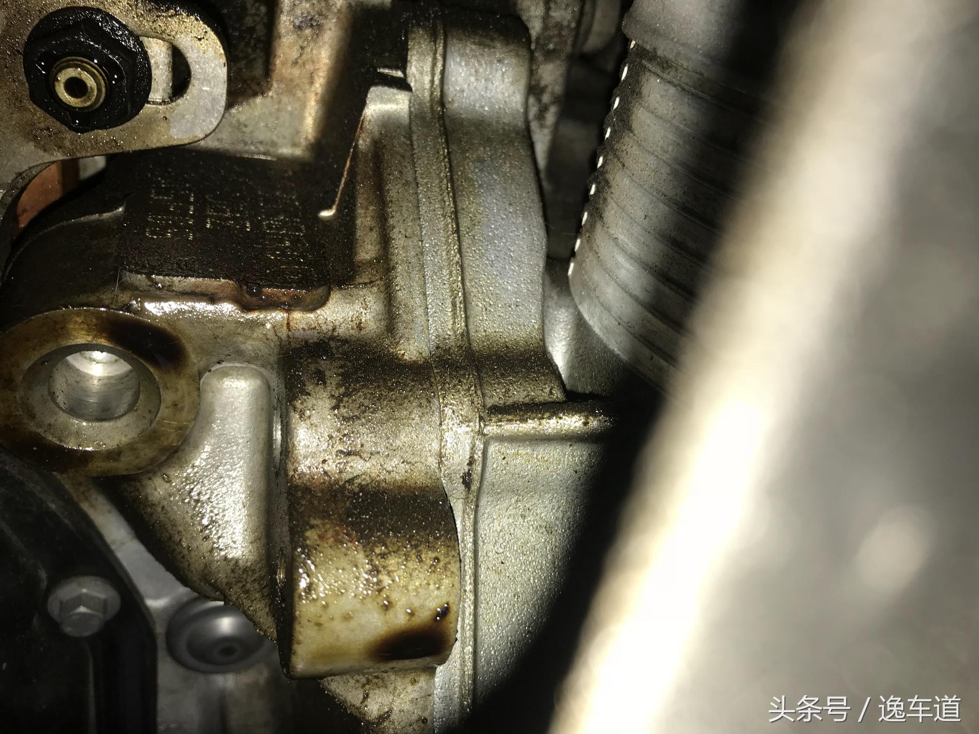 谁说平民没钱就不能买敞篷跑车，他只花了十三万就圆了跑车敞篷梦