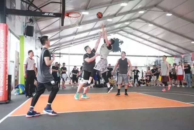 3v3篮球比赛发球时间是多少(报名｜上海城市业余联赛徐汇区篮球3V3比赛，秀下精准的投篮吧！)