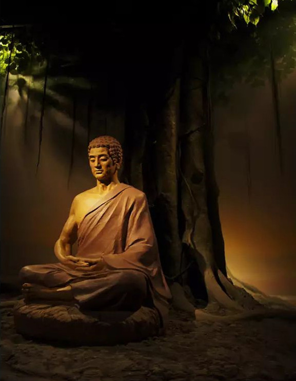 伎乐放逸,恶习日增.——《法句经》2.