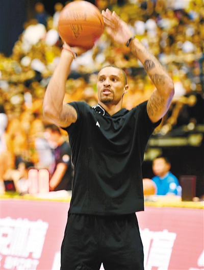 哪些nba球星来过兵马俑(本社记者专访NBA球星乔治·希尔：我对西安向往已久)