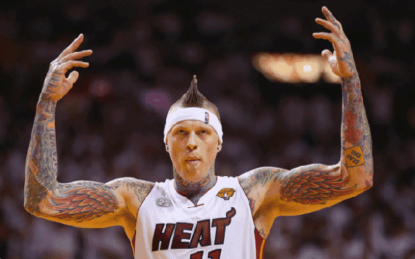 克里斯-安德森:带翅膀的不一定是天使,也有可能是鸟人