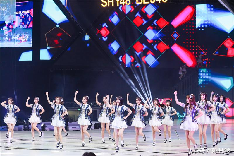 snh48的理想型世界杯(SNH48 GROUP第五届偶像年度人气总决选收官 李艺彤斩获第一)