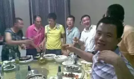 八一战友群聚会通知，每个战友都要看！赶紧发群里~