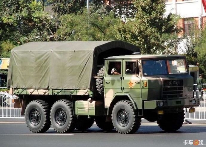 军用卡车第一代装备