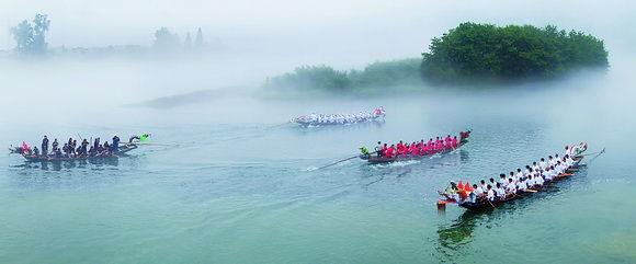 离开桃花潭，李白为什么没有登上黄山？史料记载：错在汪伦