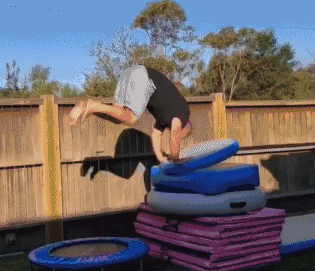 43岁澳洲糙汉老爸这次为女儿豁出去了，现实反差太太太太太萌了！