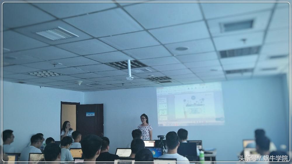 蜗牛学院西安校区再开新班，这次我们坐满了整个教室~