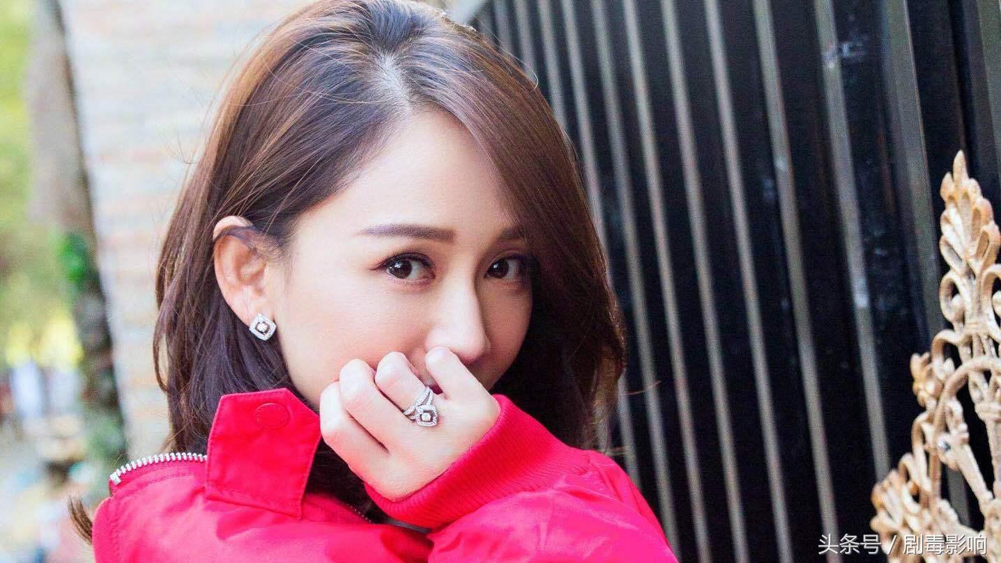 逆龄美颜女星们:28岁谭松韵似高中生,35岁陈妍希依旧娃娃脸