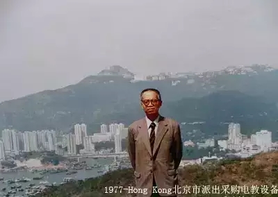 六旬教授在美教书三年携20万毅然回国，辞世前捐1500万为寒门子弟