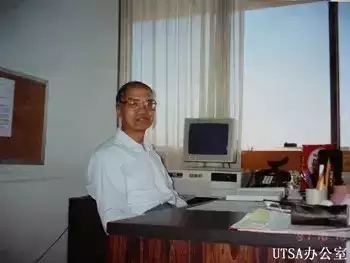 六旬教授在美教书三年携20万毅然回国，辞世前捐1500万为寒门子弟