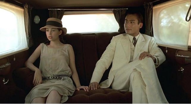 这才是情人福利电影，羞得我不敢配图