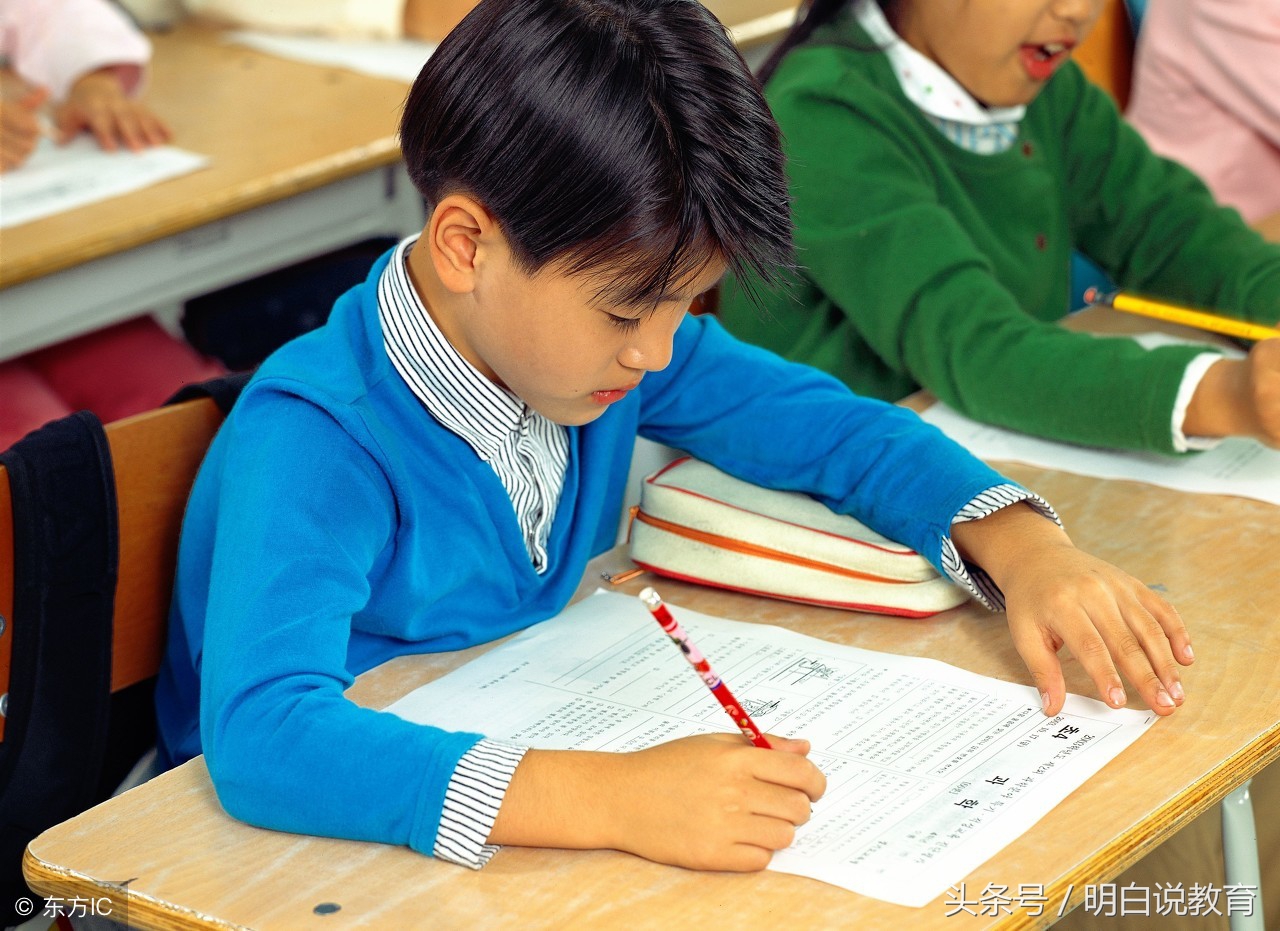 学校管理人员看过来，为你提供一所学校的课程方案范本！