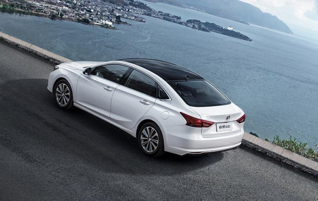 优雅的绅士 评测长安睿骋cc 能成为"最美"的国产车吗?