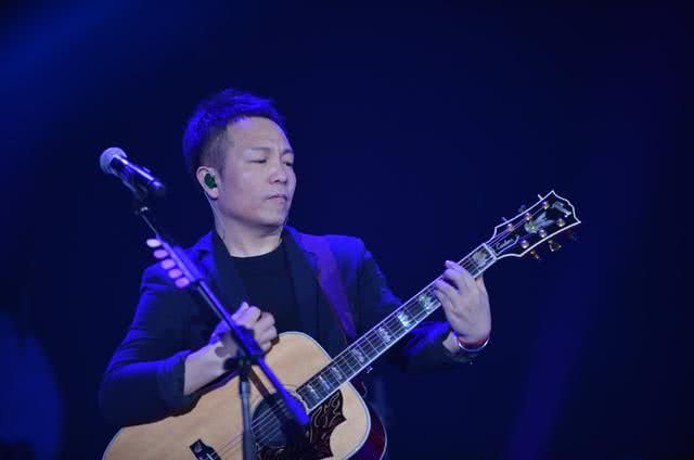 句子迷佳句赏析：未曾听闻的心灵之声