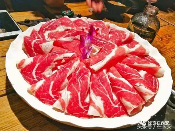 这七家铜锅涮肉才是西安吃货老饕们的心头好，每口都超过瘾！