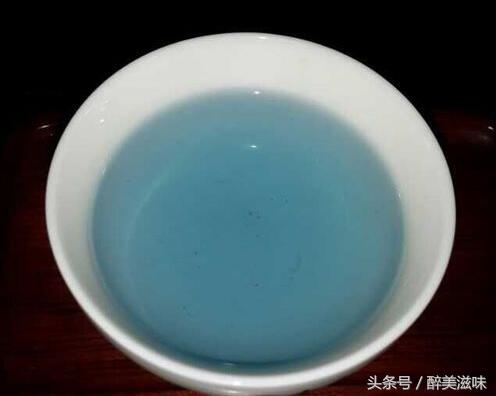 黑枸杞的正确冲泡方法（黑枸杞泡水正确方法教程）