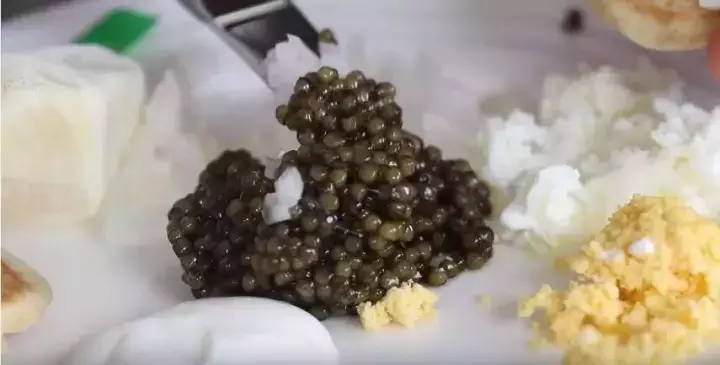 一张票14万!头等舱凭什么卖那么贵?10招教你免费升级头等舱!