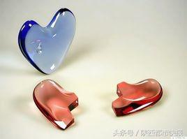 一言不合就出走、轻生，是谁让孩子们养成了“玻璃心”？