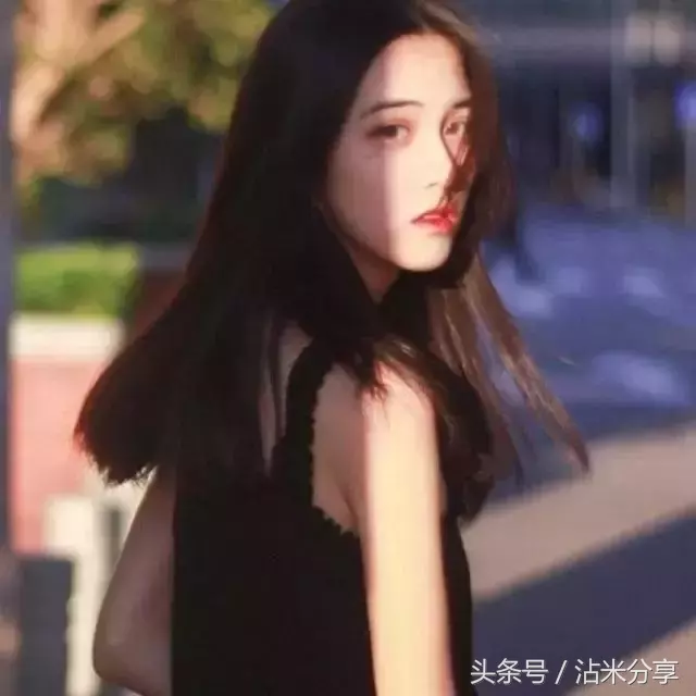 瞬间泪崩的句子 瞬间泪崩的话