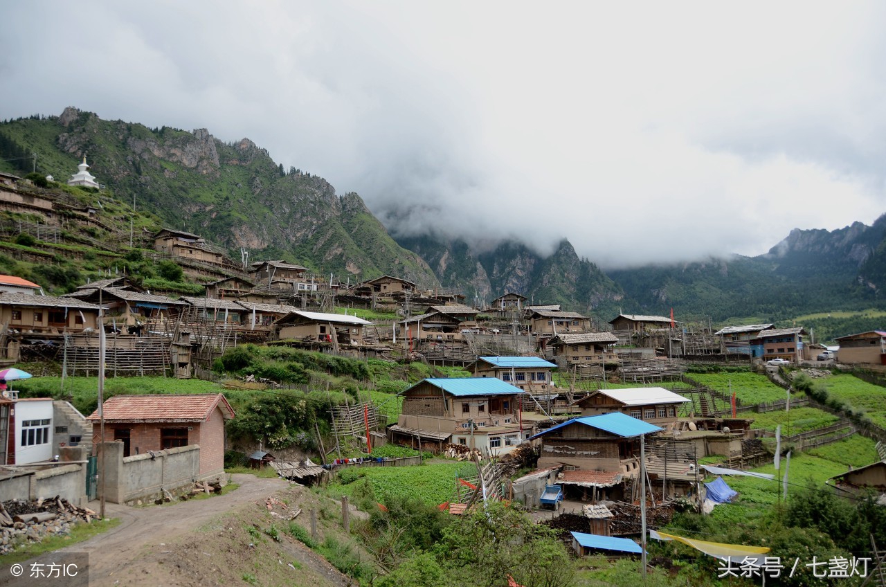 女大学生去偏远山村支教，却不曾想到这村子藏着可怕的秘密（一）