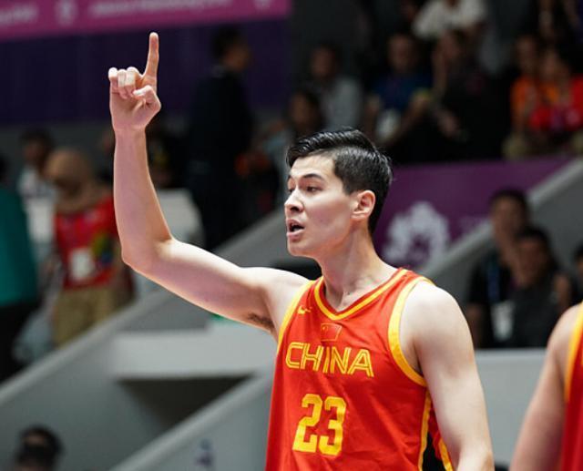 阿布都沙拉木为什么进nba了(一点原因或使阿不都沙拉木难以在新赛季加盟NBA)