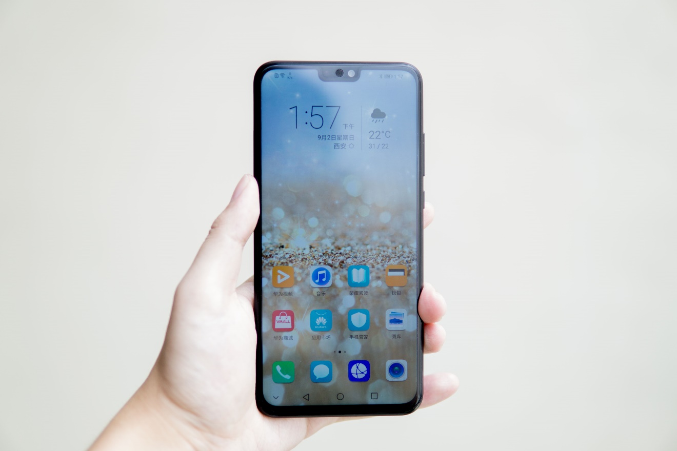 荣耀8x屏幕多少钱(荣耀8x评测) - 价格百科