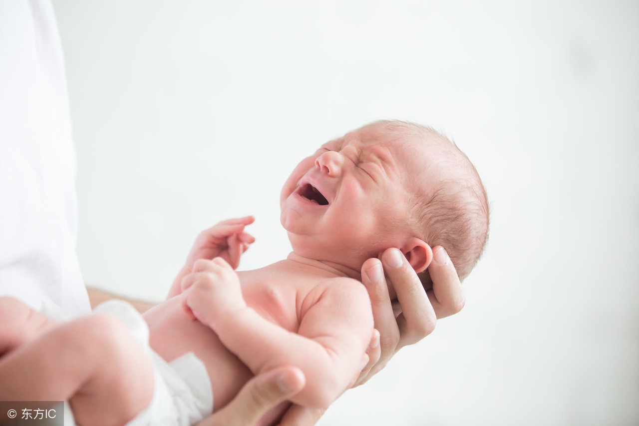 为新生命“剪彩”，给自己的宝宝剪脐带是什么体验？