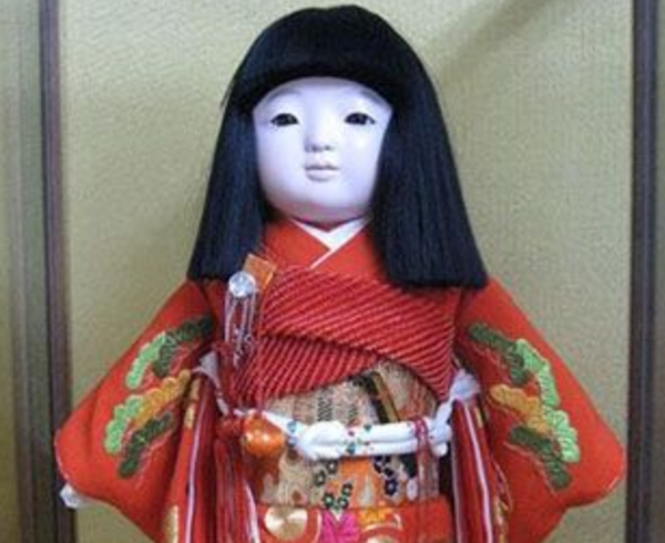 日本娃娃灵异事件，拥有生命的玩偶