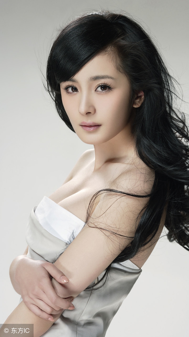 这位老师是娱乐圈的扫地僧，唐国强、杨幂、朱一龙都是她弟子