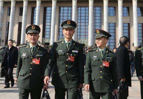 国防部长和总参谋长哪个大，中国国防部长和解放军总参谋长哪个级别高？