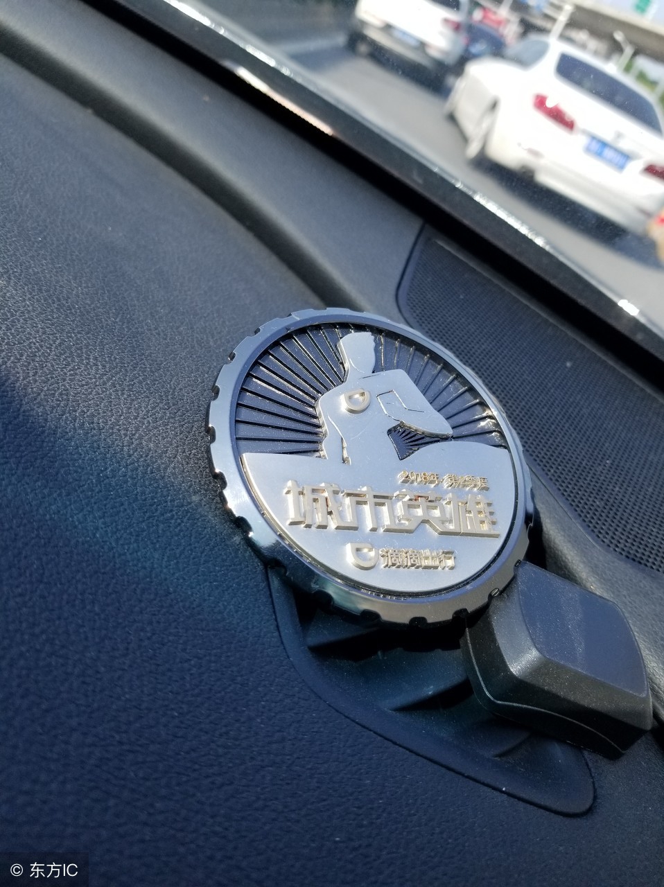 2019款宝来1.5L自动精英版和豪华，落地价多少钱，选哪个更好？
