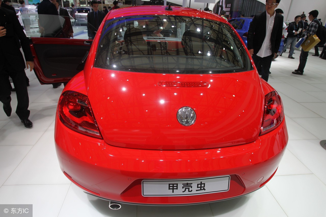 2019款宝来1.5L自动精英版和豪华，落地价多少钱，选哪个更好？