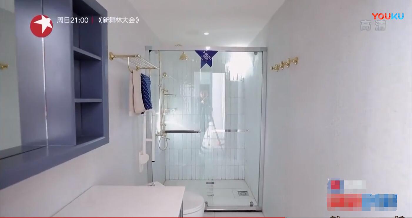 6口人蜗居60㎡，爆改变4室2厅，阳光璃房让西藏景色入家中