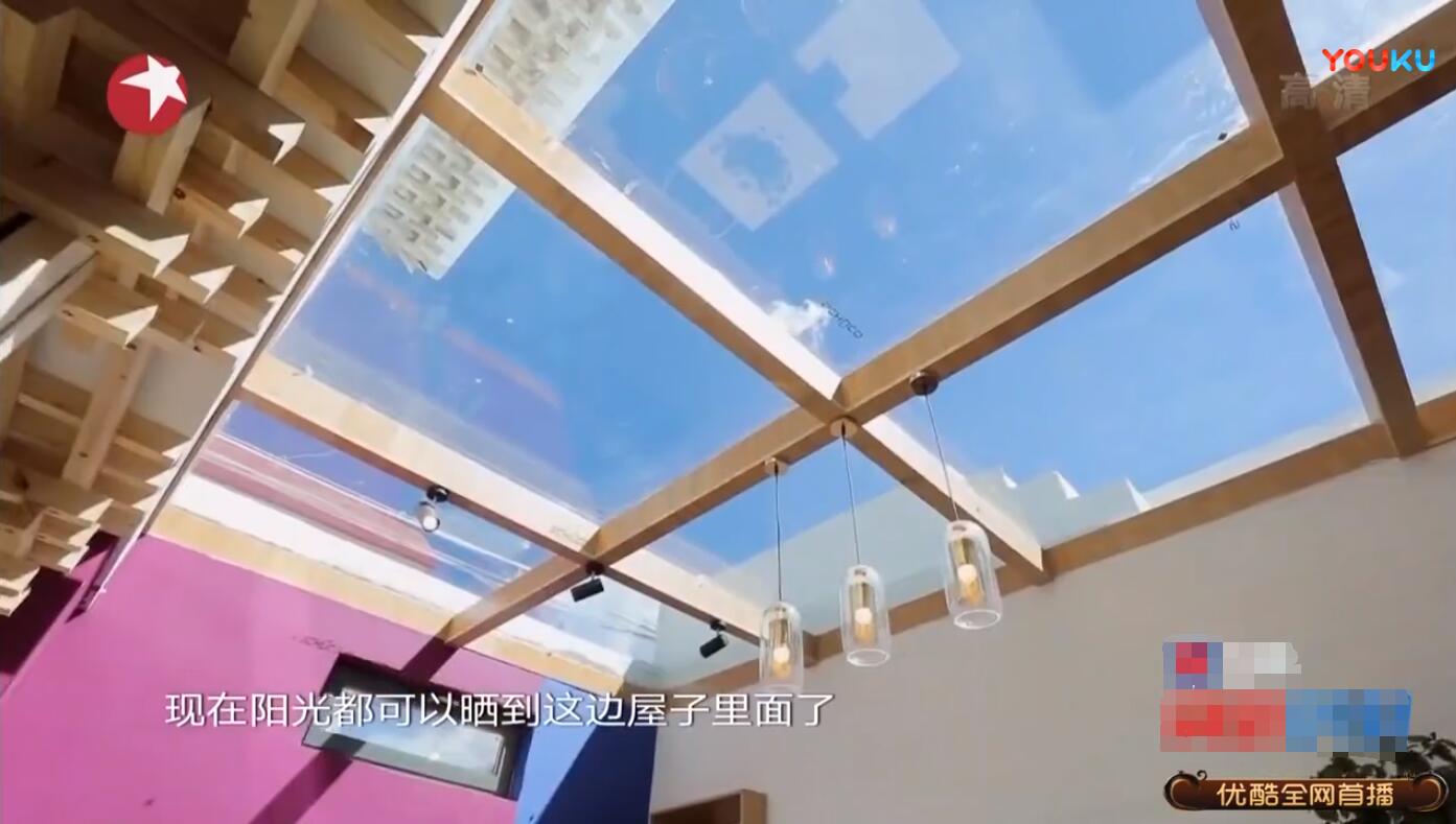 6口人蜗居60㎡，爆改变4室2厅，阳光璃房让西藏景色入家中