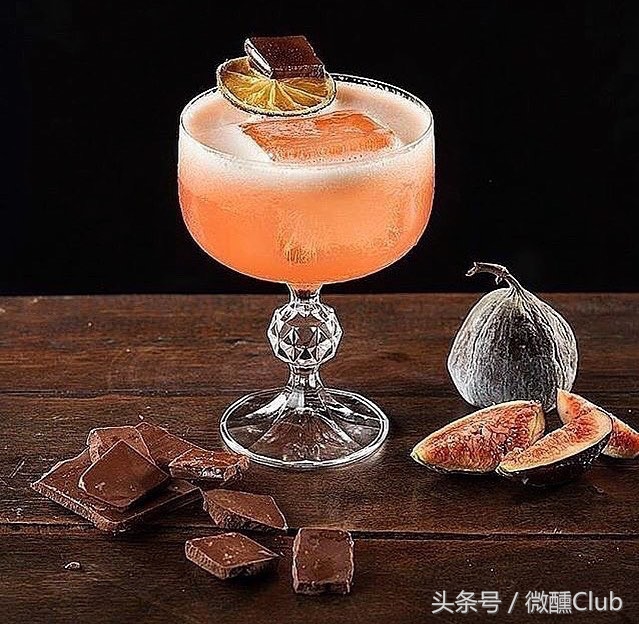 关于酒吧服务的那点儿事/调酒师培训/调酒师Chris 董圆