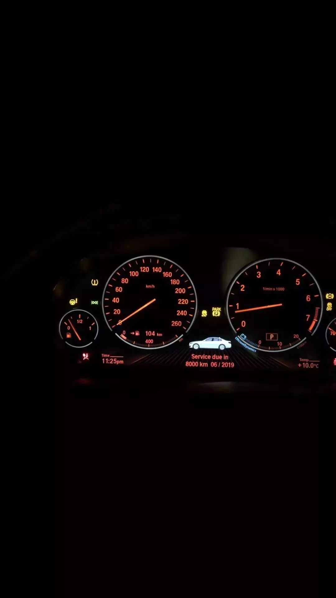 「今日问马」2014款 535i xDrive启动时出现好几个故障灯……