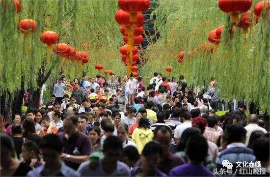国庆旅游对“人挤人”说NO！来赤峰，才是真的赏风景！