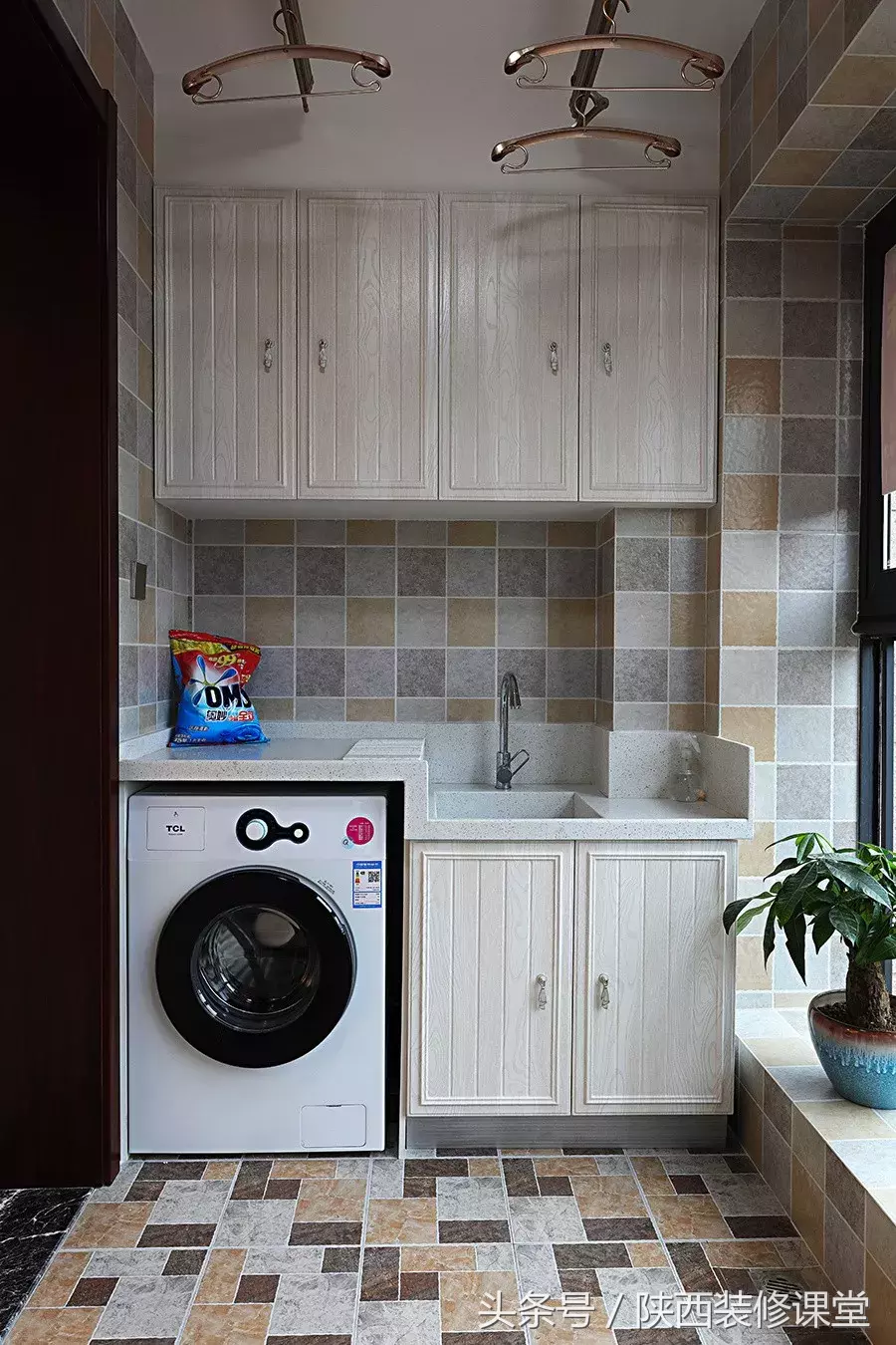 洗衣池图片和款式(31款阳台洗衣池布置) - 赤虎壹号