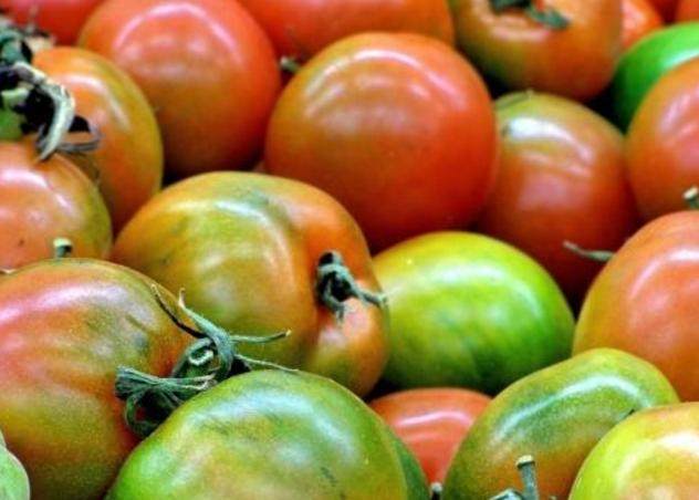 西红柿到底是蔬菜，还是水果？终于有答案了，几种吃法都能帮到你