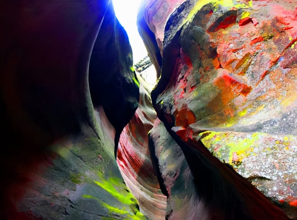 陕西旅游：甘泉雨岔大峡谷及周边行（图）