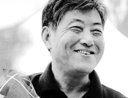 死不過顧城，活不過海子｜十位重要的中國當代詩人
